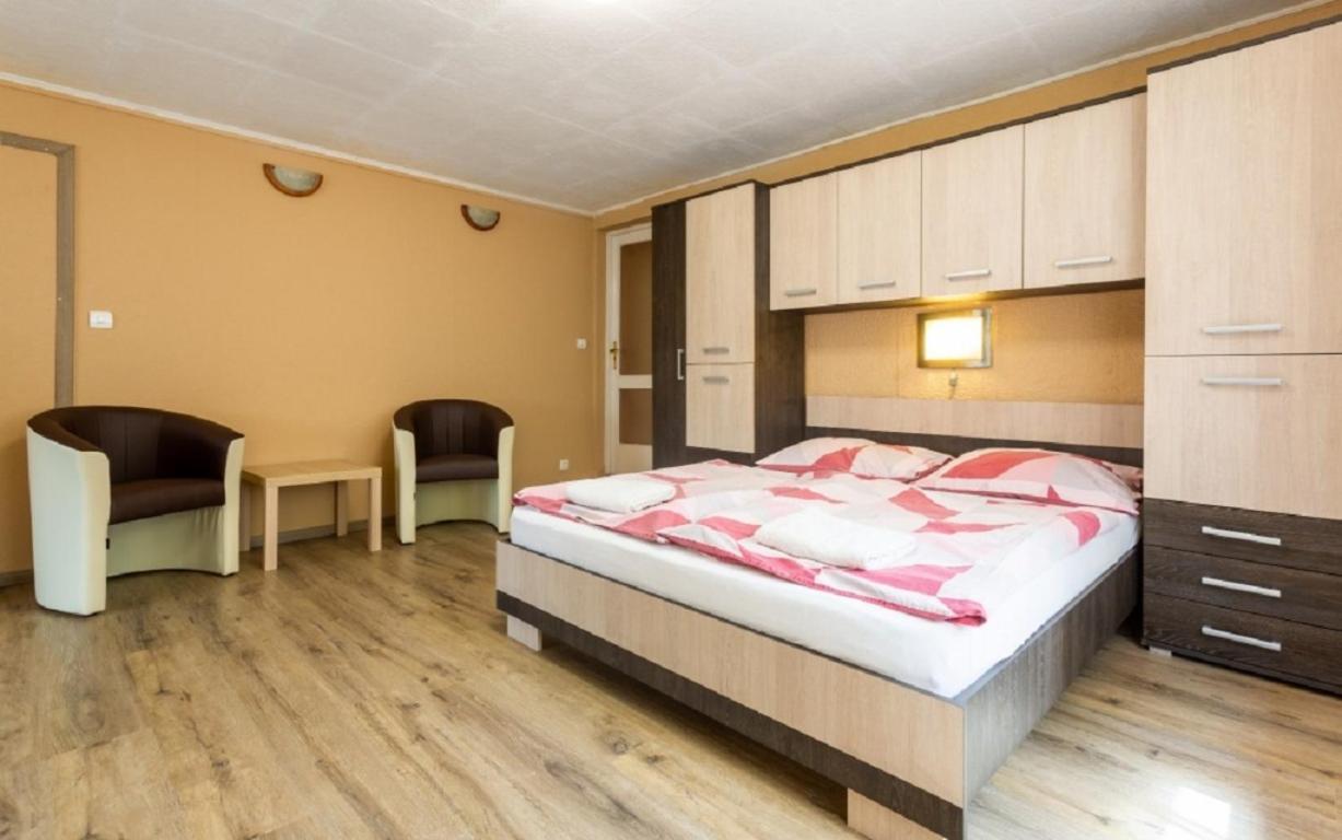 Visegrad Vendeghaz-Apartman Εξωτερικό φωτογραφία